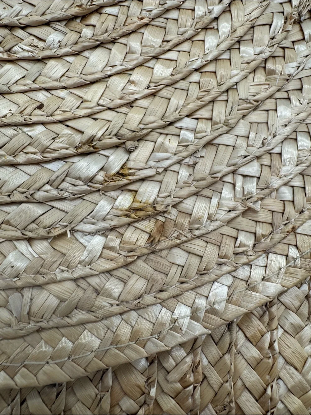 Shiraleah Woven Straw Envelope Clutch in Natural